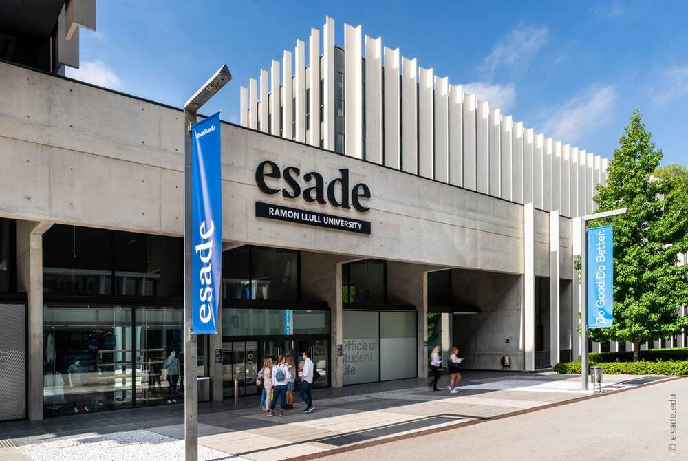 Tres escoles de negoci catalanes en el top 40 del rànquing de màsters de management del Financial Times
